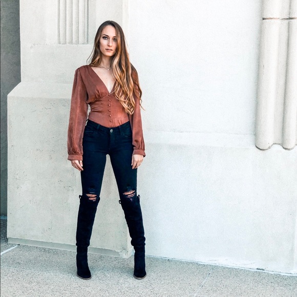 Armora’s | Terracotta Blouse - Picture 2 of 8